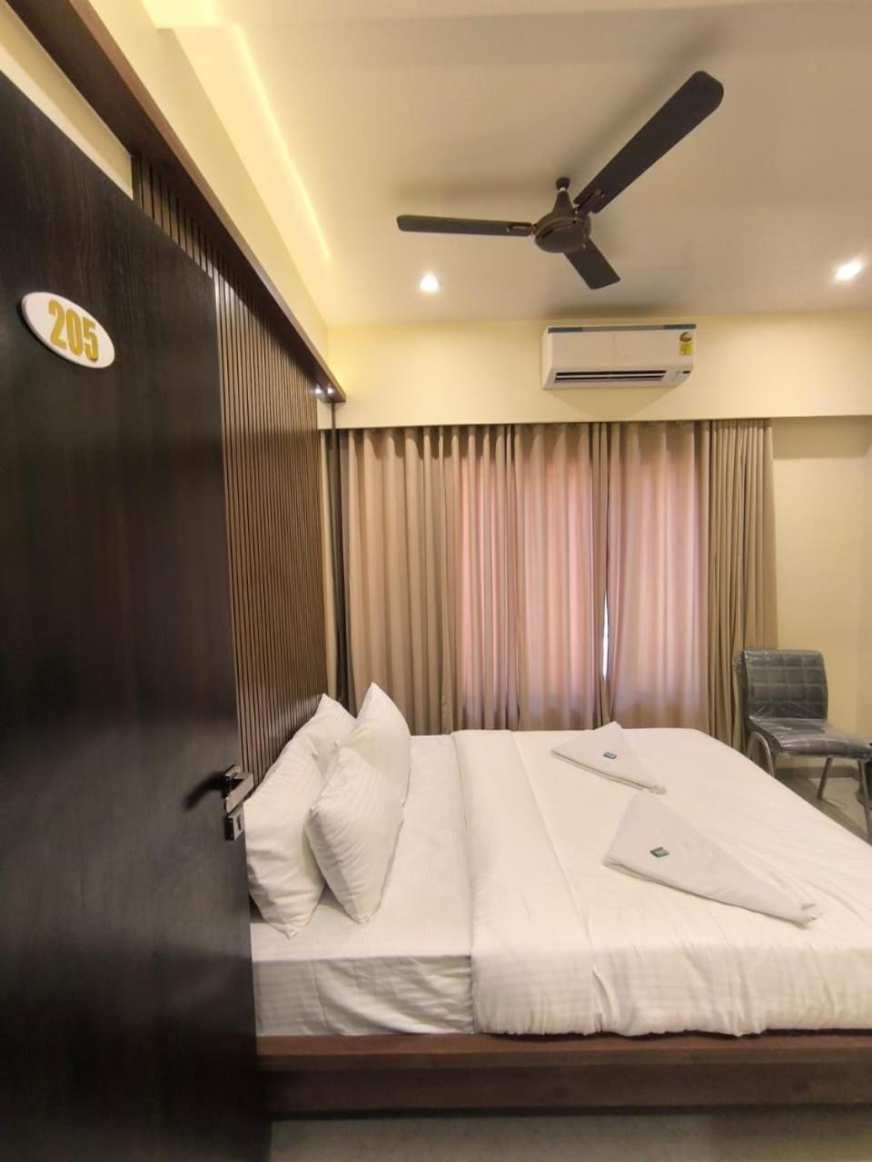 Hotel Sharan Residency Navi Mumbai Zewnętrze zdjęcie