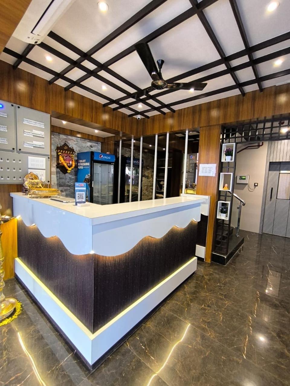 Hotel Sharan Residency Navi Mumbai Zewnętrze zdjęcie